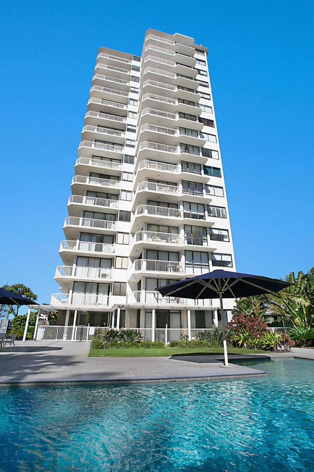 Boulevard Towers On Broadbeach Guldkusten Exteriör bild