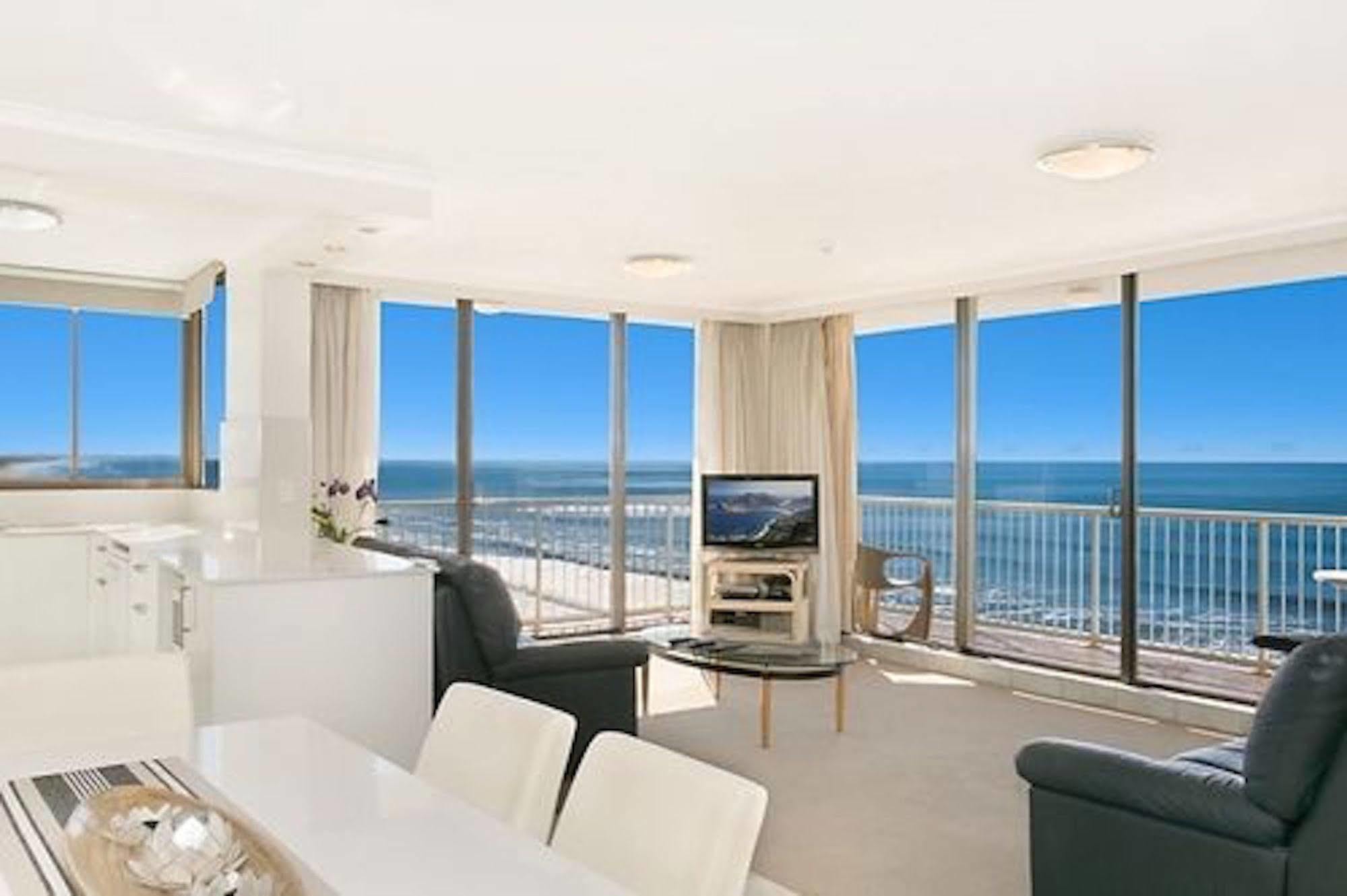 Boulevard Towers On Broadbeach Guldkusten Exteriör bild